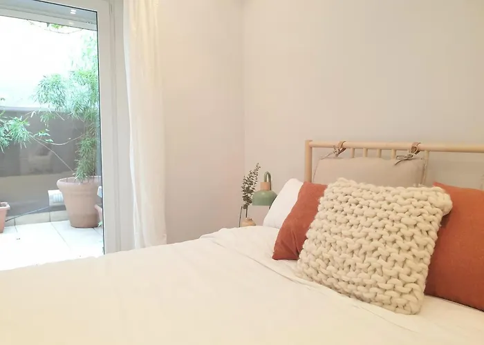 Appartement Con Patio En El Centro De Bilbao&guggenheim *