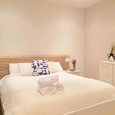 Apartamento Con Patio En El Centro De Bilbao&guggenheim Bilbao