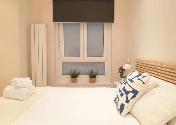 Con Patio En El Centro De & Guggenheim Apartment Bilbao